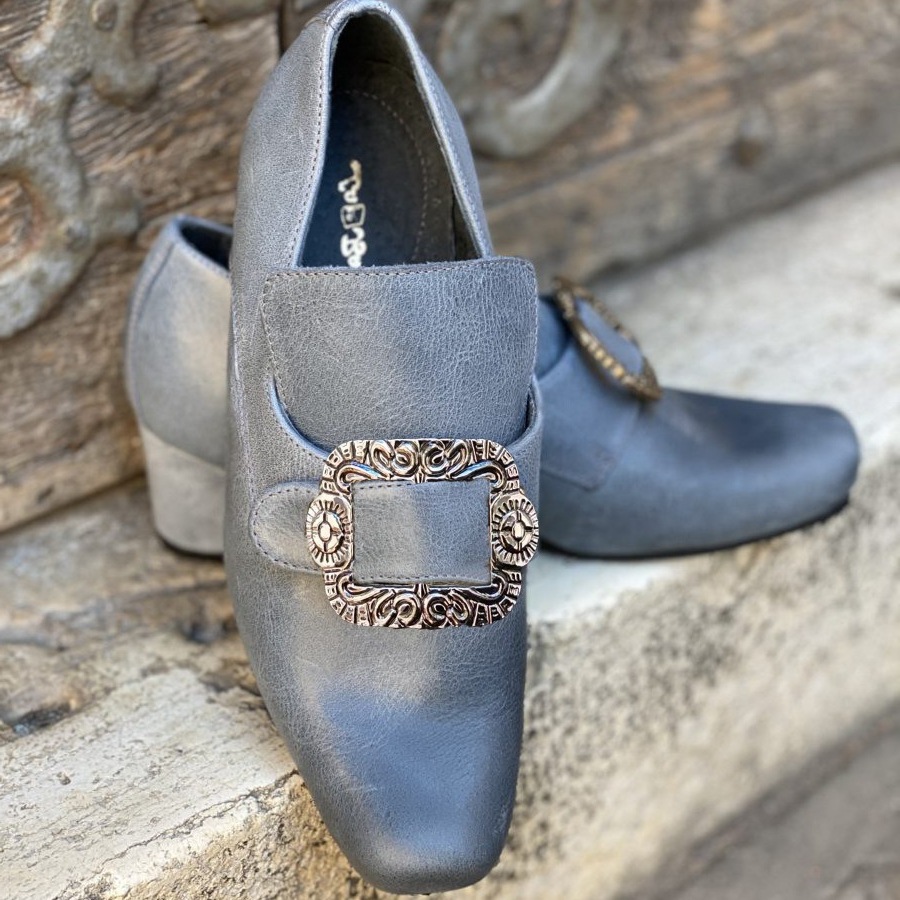 Men Women Cosplay Frock Shoes  - Men'S Shoes Louis Vuitton review and price
